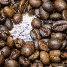 Load image into Gallery viewer, Bright Fruit & Butterscotch Guatemalan Blend Coffee